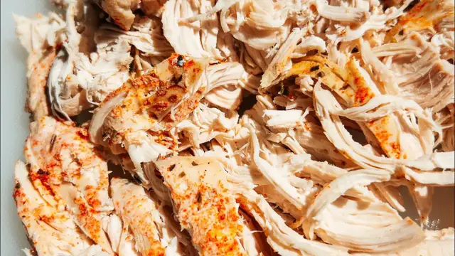 Video thumbnail for How to Make Shredded Chicken