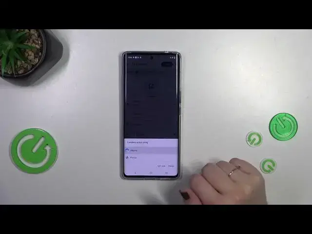 'Video thumbnail for How to Add Photo to Contact on VIVO V29?'