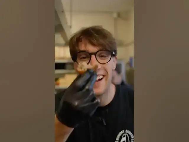 Video thumbnail for L'hai presa questa?  😂 😂 #food #filmmaking