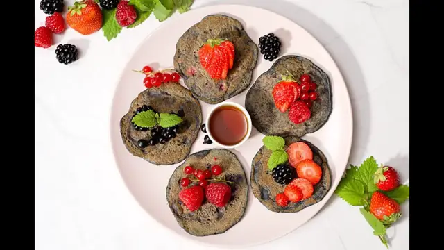 'Video thumbnail for Berry Pancakes'