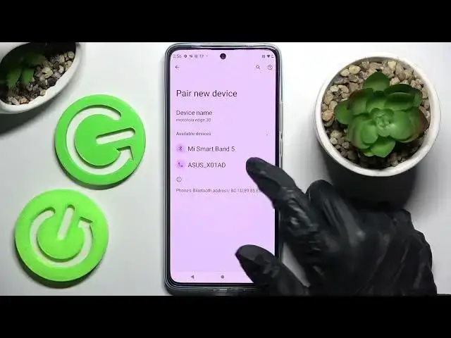 'Video thumbnail for How to Pair Bluetooth Device with MOTOROLA EDGE 30 - Create Bluetooth Connection'