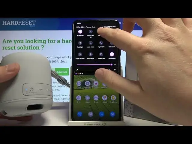 Video thumbnail for Sony Extra Bass Speaker - Connect with Android Phone | SRS XB12