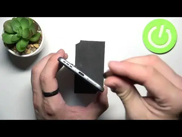 'Video thumbnail for Does MOTOROLA Edge 30 Have SD Card Slot? – Memory Card Option'