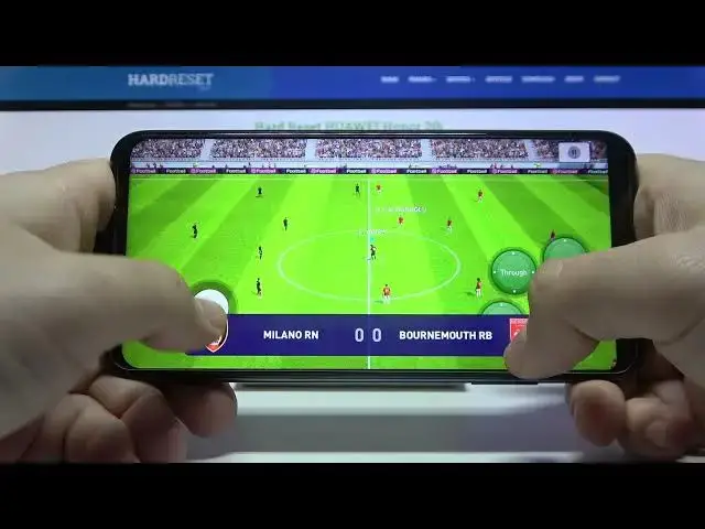 'Video thumbnail for Pro Evolution Soccer on HONOR 20i - Pro Evolution Soccer Gameplay'