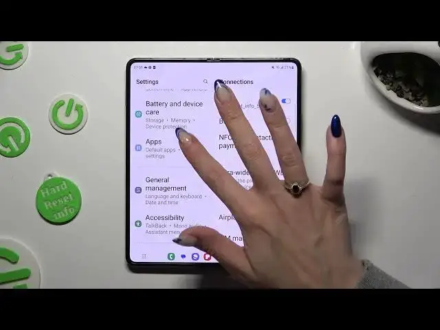 'Video thumbnail for How to Change Default Apps on Samsung Galaxy Fold5 5G?'