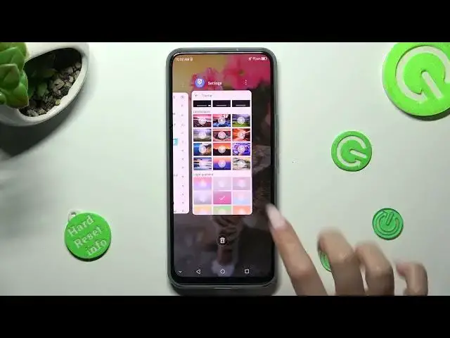 'Video thumbnail for How to Change and Customize Keyboard Theme on ZTE Axon 20'
