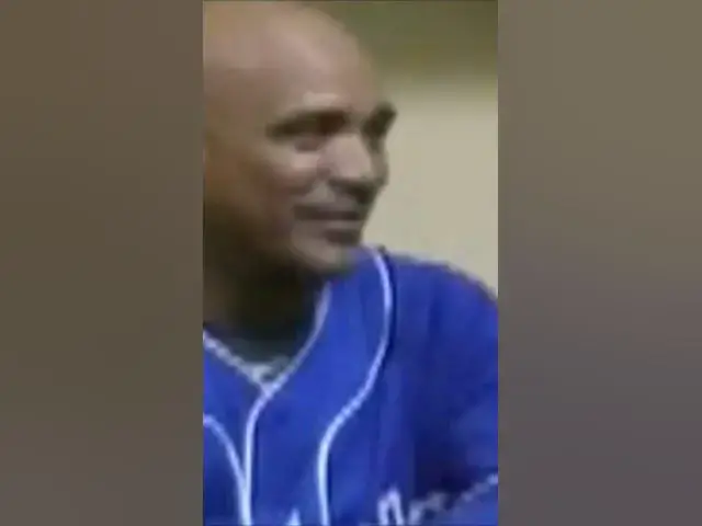 Video thumbnail for El día que Lázaro Vargas de dijo la Prensa Cubana: "Me dio la gana, ponlo en el periódico"