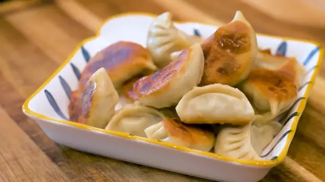 Video thumbnail for 27.The Secret to Perfect Homemade Dumplings; Understanding Flour Composition and Water Ratio (1080p 30fps)