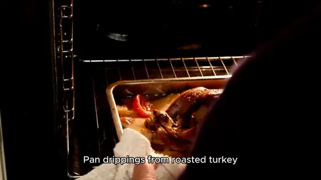 'Video thumbnail for turkey gravy recipe'
