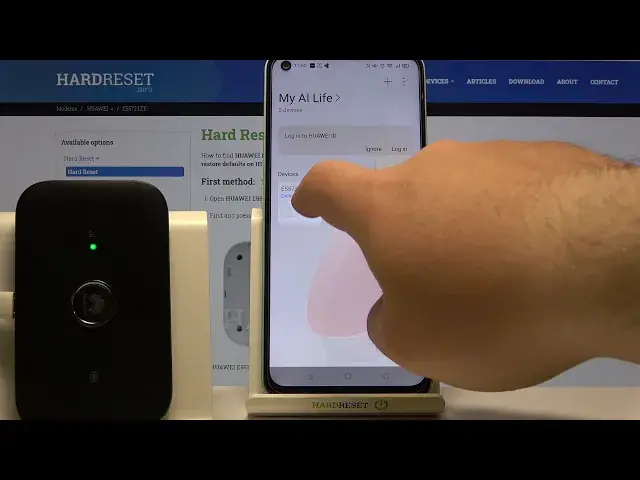 Video thumbnail for How to Use Mobile Data on Huawei E5573 - Enable Data Roaming on HUAWEI LTE Modem