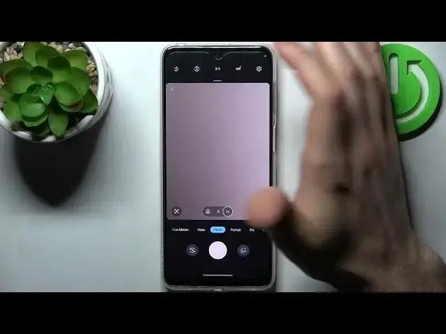 'Video thumbnail for How to Activate Camera Timer on MOTOROLA Moto G42'