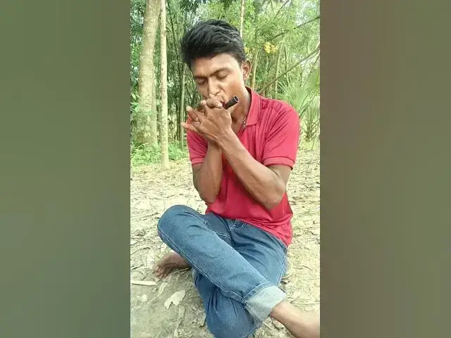 'Video thumbnail for হেমা মাটি তোমার নামে ধরলাম মাটির বাঁশি #shortvideo'