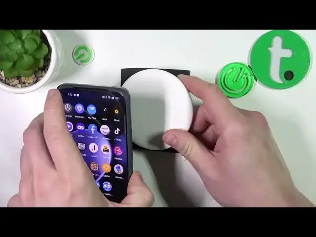 Video thumbnail for Can I Charge Realme GT 2 Wireless? Wireless Charging Support Checkup! Battery Charging Methods!
