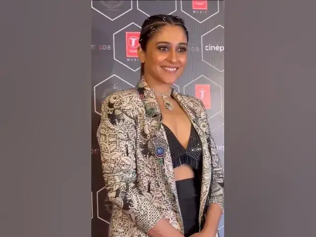 Video thumbnail for Regina Cassandra #reginacassandra #actressframes #webseriesworld