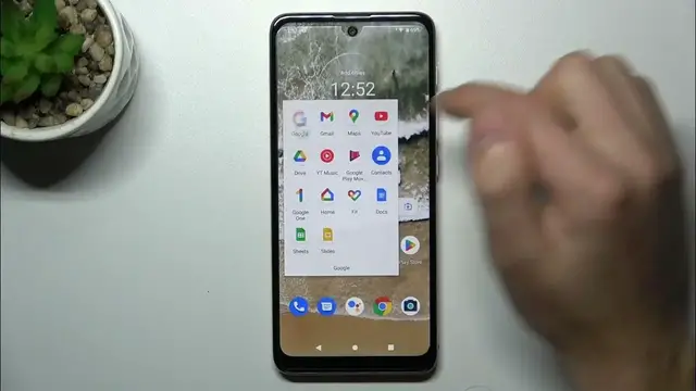 'Video thumbnail for How to Turn Off the Hey Google Voice Match of a Google Assistant on the MOTOROLA Moto E40'