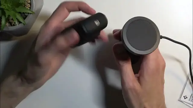 Video thumbnail for How to Achieve the Perfect Fit with Spigen Case Lock for AirPods Pro 2nd Gen!