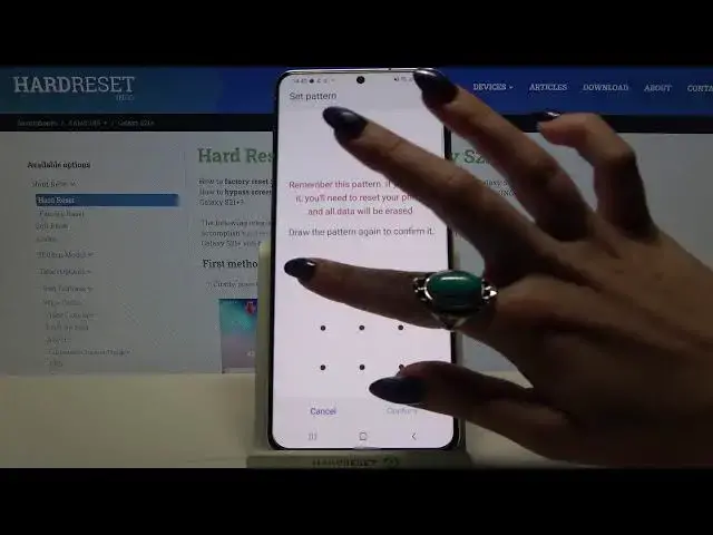 Video thumbnail for How to Set Up Screen Lock in Samsung Galaxy S21+?