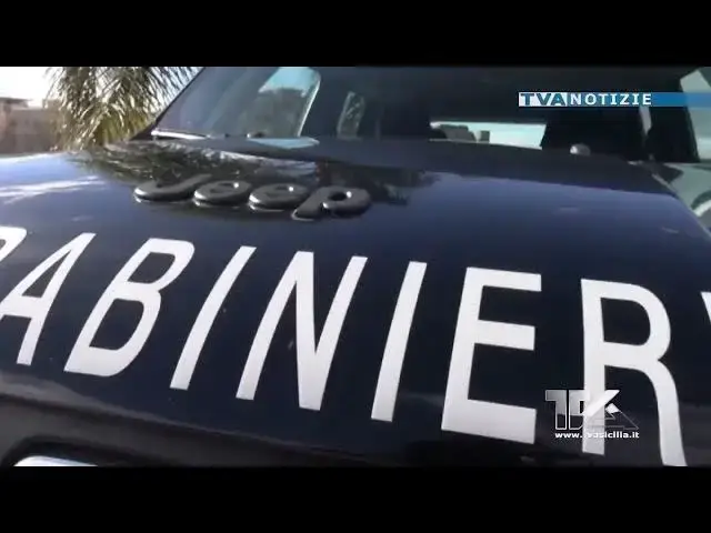 Video thumbnail for Paternò. Cannabis a chilometro zero: i carabinieri scoprono una serra clandestina. Arrestato un 50en