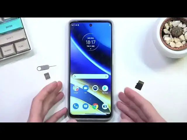 'Video thumbnail for How to Insert SIM and SD Cards  in MOTOROLA MOTO G51 5G – Expand The Memory / Install SIM'