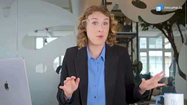 Video thumbnail for Interview skills to land your dream job _ Interview Masterclass
