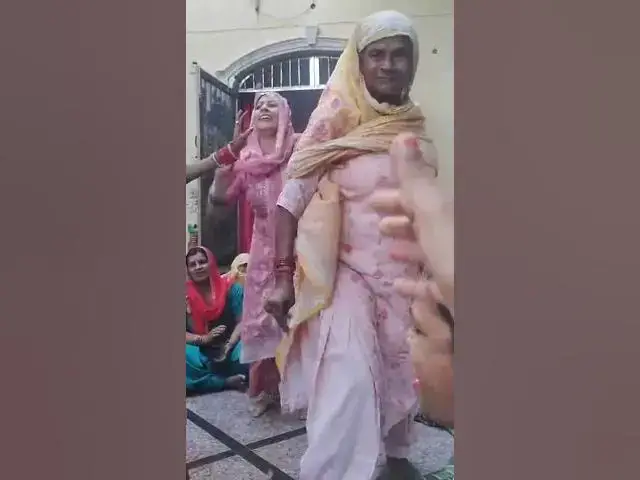 Video thumbnail for के दिख से जमा गदर नाची दिल्ली आली, सोनीपत फेल😜🫣🥹#dance #भजनkirtan