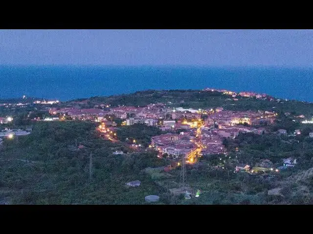 Video thumbnail for DJI Mini 4k Photo in Low Light