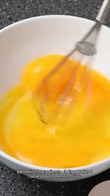 Video thumbnail for Classic egg benedict recipe