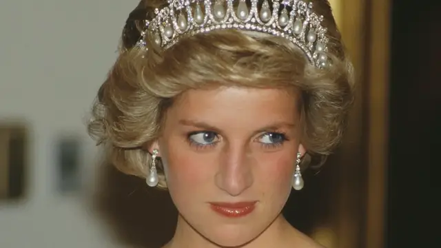 'Video thumbnail for The Royal Family Was Never The Same After Princess Diana Died'