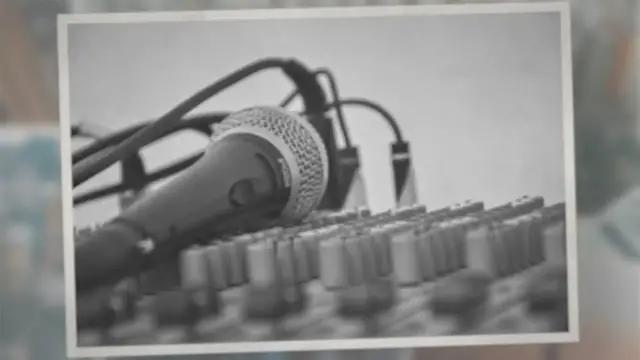 Video thumbnail for Can Singers Use Autotune Live?