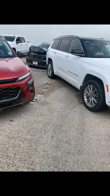 Video thumbnail for At least two dead after 25 crashes on I-55 north and south