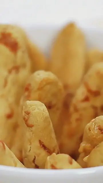 'Video thumbnail for Recipes, Videos, Food & Travel Shows , Pasta Chips'