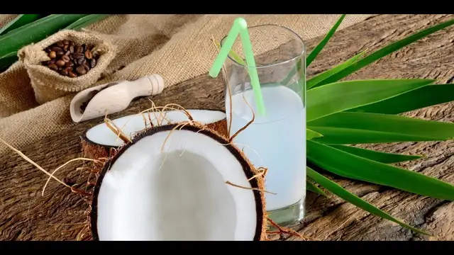 Video thumbnail for How To Open Coconut To Drink? 6 Superb Steps To Do It
