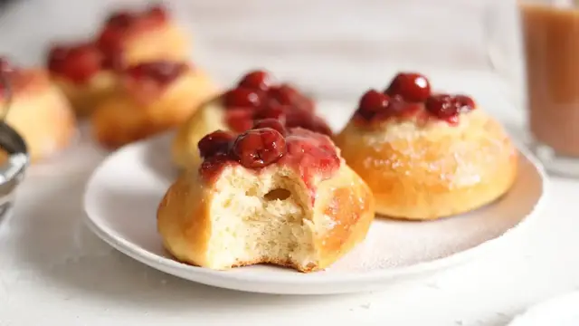 Video thumbnail for Cherry Cinnamon Kolaches Recipe
