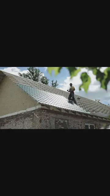 'Video thumbnail for Different Types of Roofing Companies'