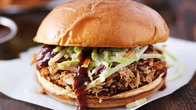 Video thumbnail for Foods You Should Never Eat During A Heat Wave