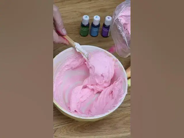 'Video thumbnail for ONE BOWL Rainbow Frosting #shorts'