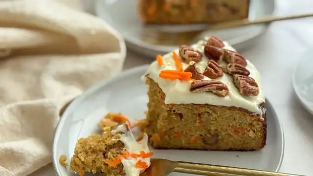 'Video thumbnail for This Keto-Friendly Carrot Cake Counts As A Breakfast Food, Because Why Not?'
