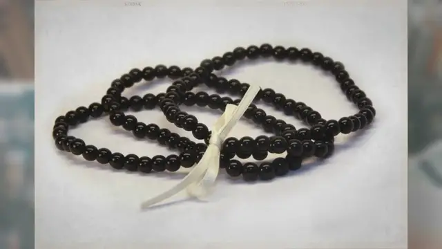 Video thumbnail for What Are Black Pearls?