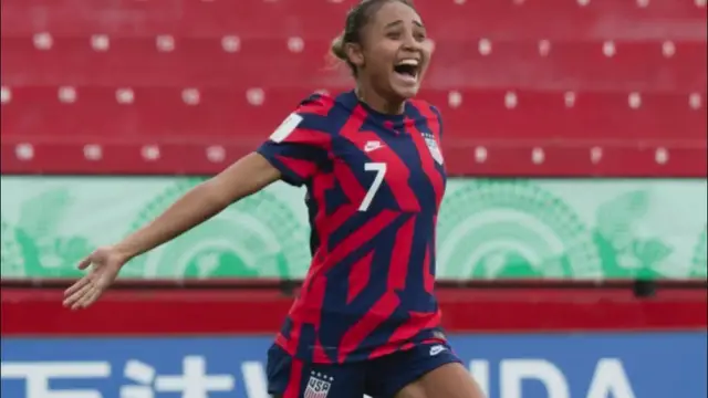 Video thumbnail for Detailed On Alyssa Thompson