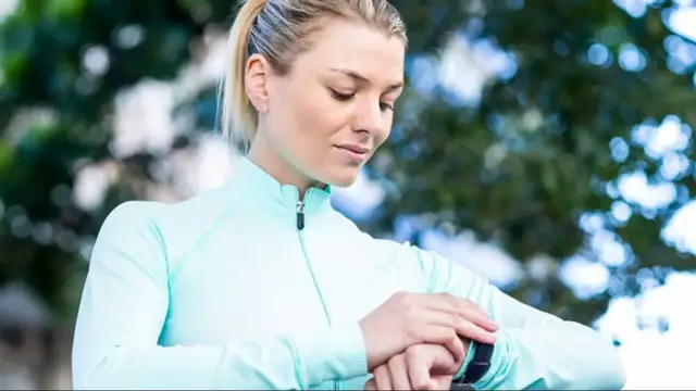 'Video thumbnail for The Untold Truth Of The Fitbit'