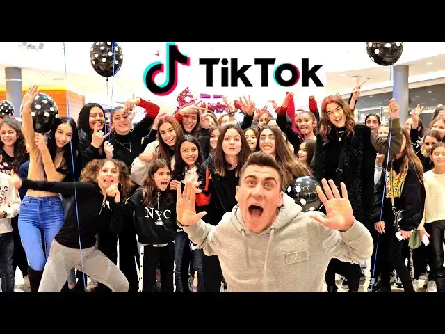 Video thumbnail for I Created The FIRST Tik Tok Event