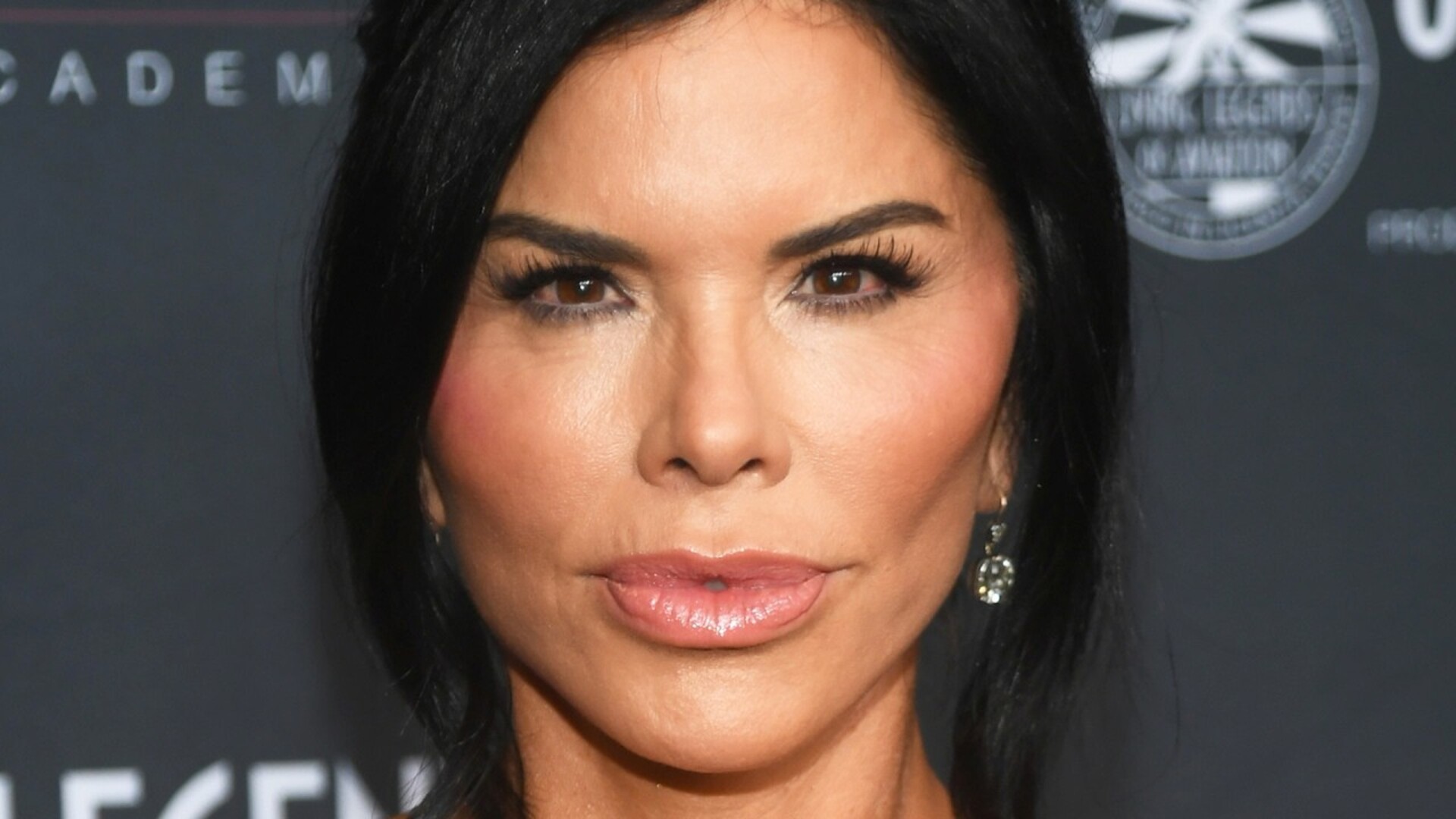 Video thumbnail for We Can't Look Away From Lauren Sanchez's Massive Transformation