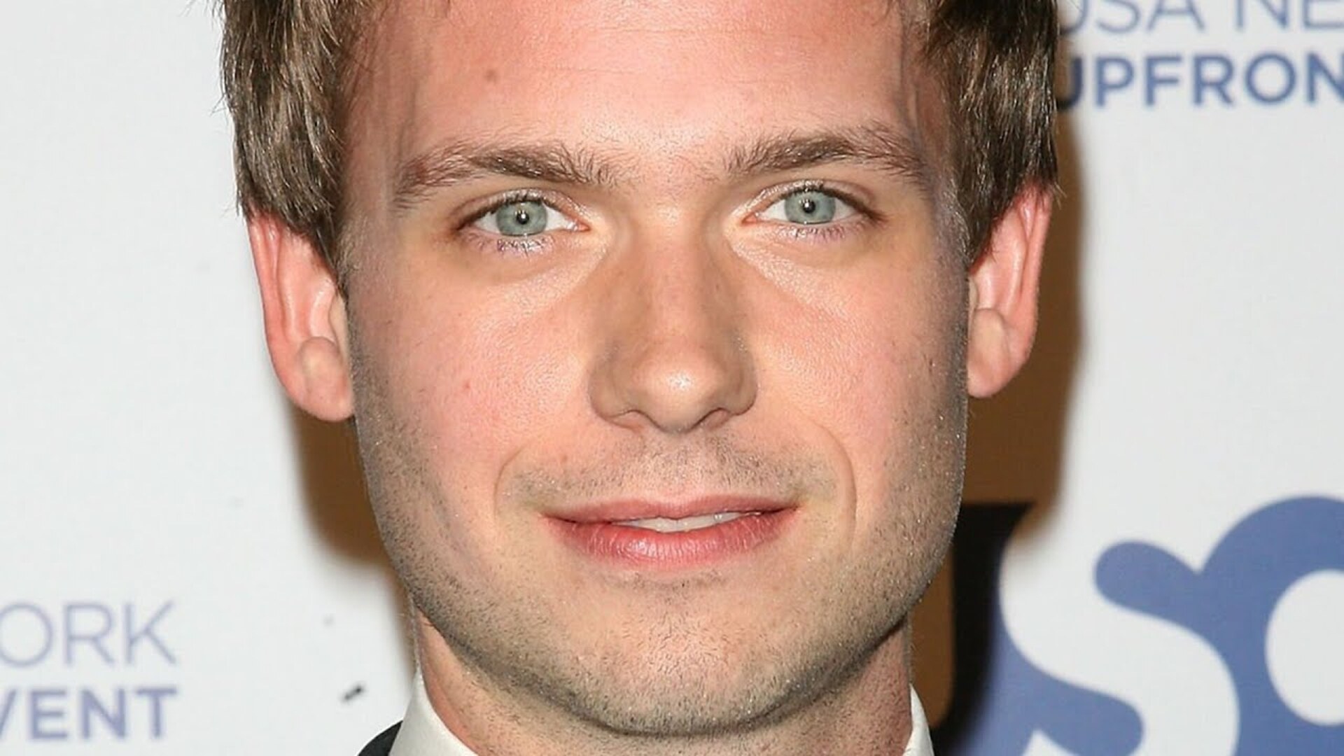 Video thumbnail for This Is The Cast Of Suits Today