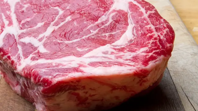 Video thumbnail for Never Buy Steak Until You Train Your Eyes With This One Rule