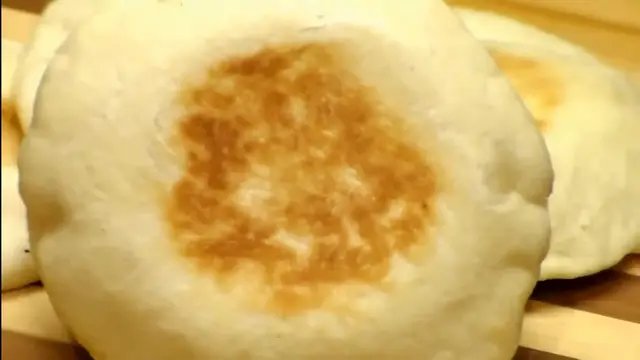 Video thumbnail for Homemade Pita Bread - Pita Bread - Bread Recipe