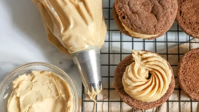 'Video thumbnail for This Espresso Frosting Recipe Is A Coffee Lover's Dream'