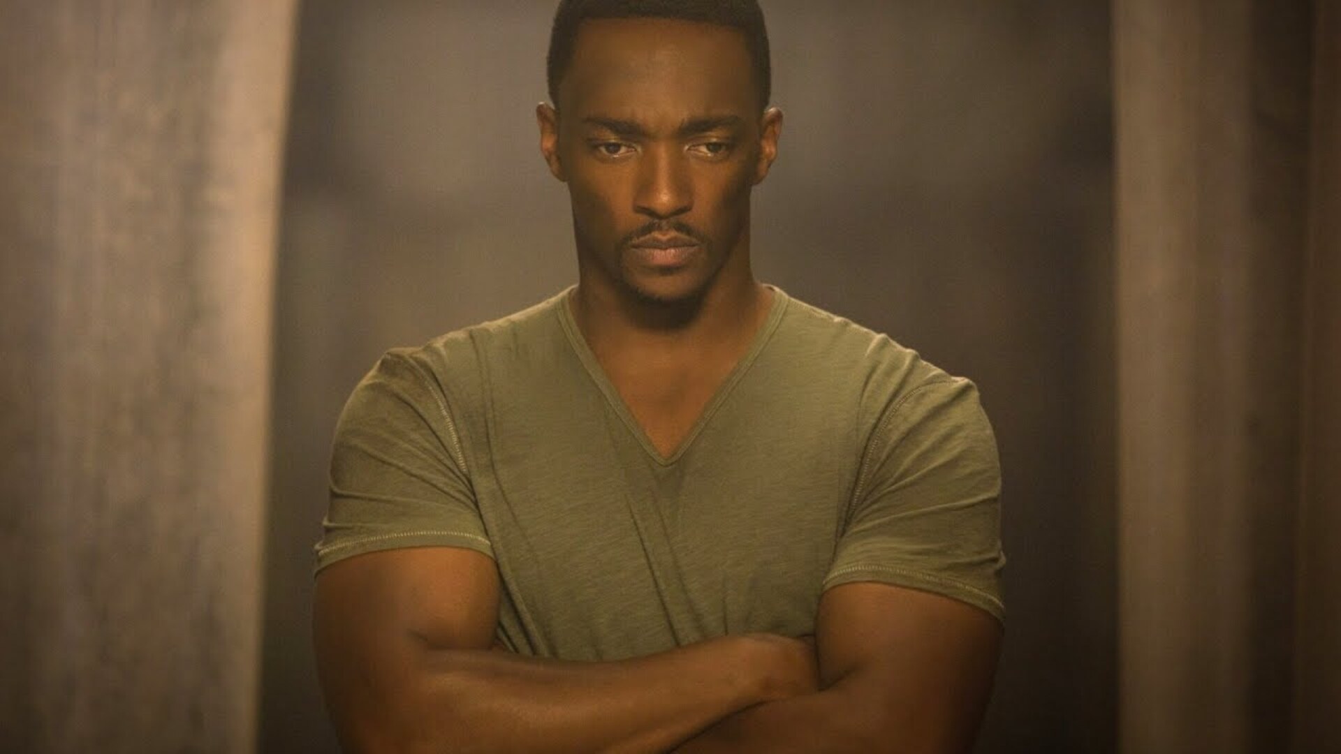 Video thumbnail for How Anthony Mackie Got Ripped To Play The Falcon