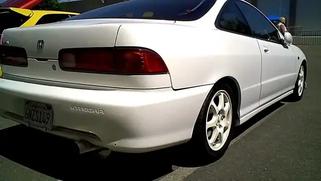 Video thumbnail for 1997 Acura Integra with GSR and JDM Front end conversion