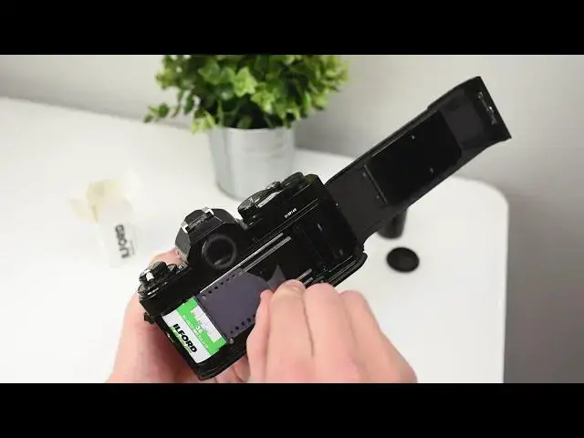 'Video thumbnail for How to Load a 35mm Film Camera'