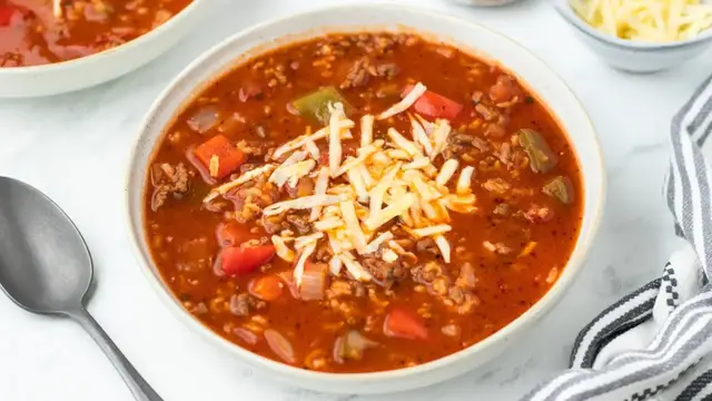 'Video thumbnail for Warming Stuffed Pepper Soup Recipe'